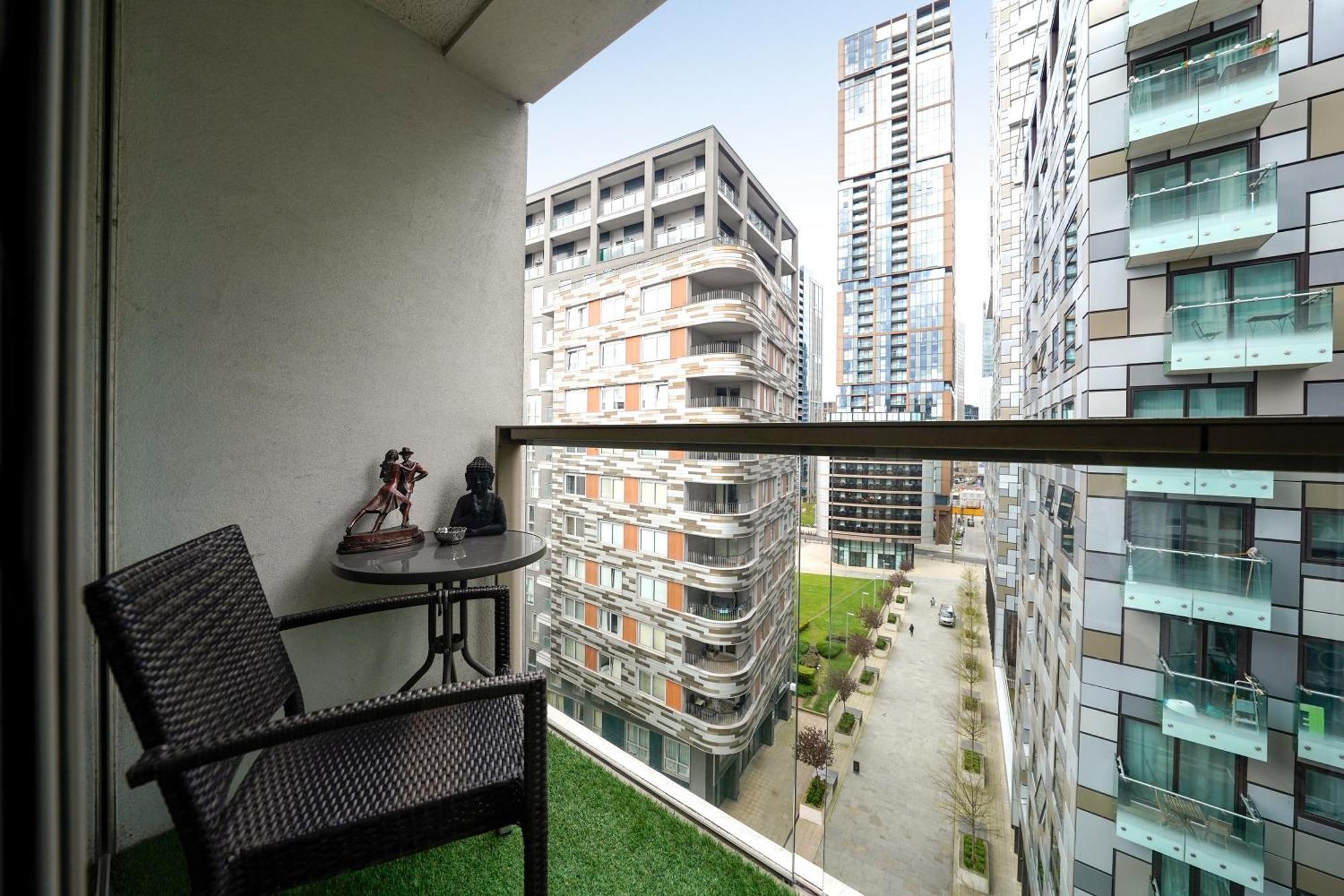 Cobalt Point 2 Apartment London Exterior photo